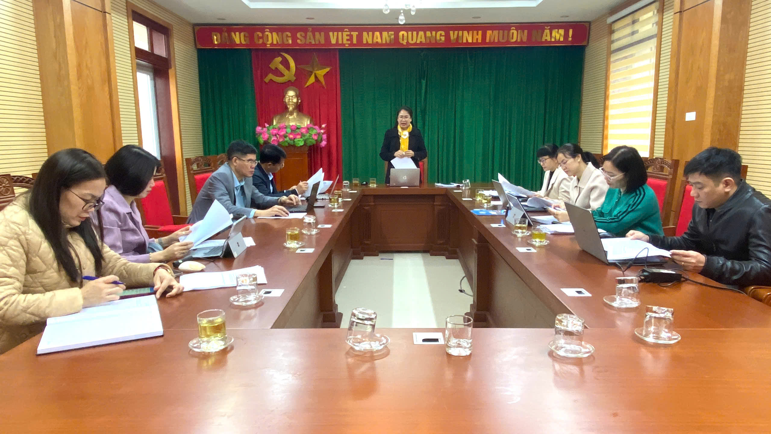 anh tin bai